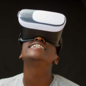 VRのさらなる普及に向けて。ごきげんコーポレーションがクラウドファンディングを実施中